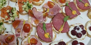 Меню для лёгкого кофе-брейка на 50 персон